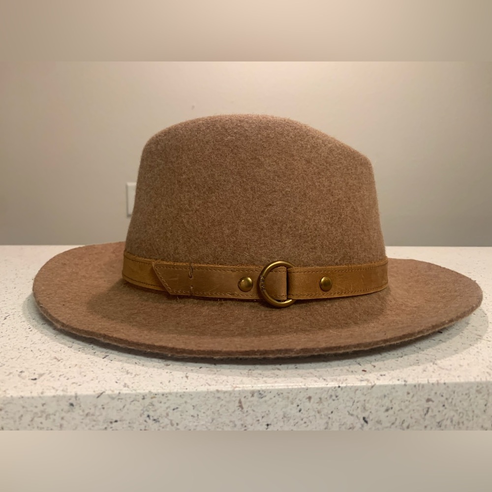Light brown Hat by FRYE. Size M. 100% wool. Worn once. Excellent condition.